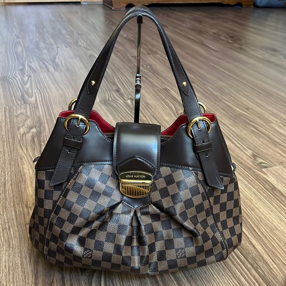 A87- 💯 % authentic Louis Vuitton Sistina GM shoulder bag - Picture 1 of 15